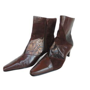 Monzo Franco Ankle Boots w/ bronze accents Brown leather with side zip Size 8.5